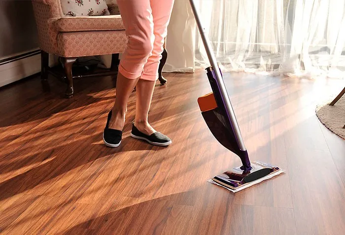 Laminate Floor Cleaning | Ronnie's Carpets & Flooring